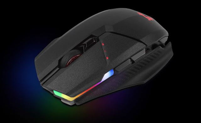 MSI’s Newest Mouse Features Interchangeable Parts For Either Hand