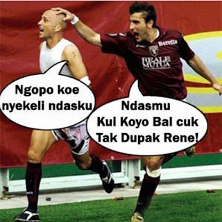 Gambar lucu kocak sepak bola