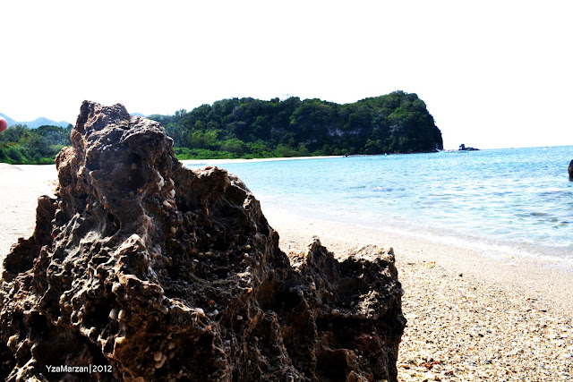 the rock, puerto galera