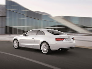 Audi A5 Coupe 2012 (3)