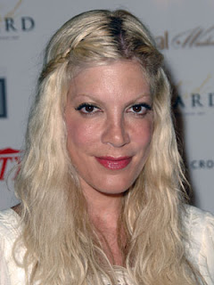 Tori Spelling Hairstyle Pictures - celebrity hairstyle ideas for girls