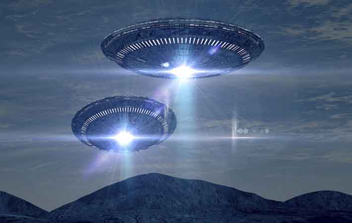  Geger Dua Penampakan UFO Misterius di Langit Inggris 