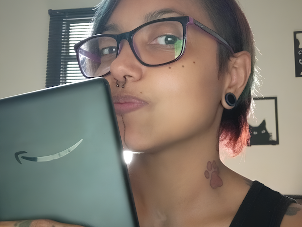 Entrevista com a autora Flavia Kalpurnia