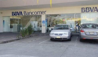 Asaltan "Bancomer" en Plaza Once de la ciudad de Córdoba veracruz