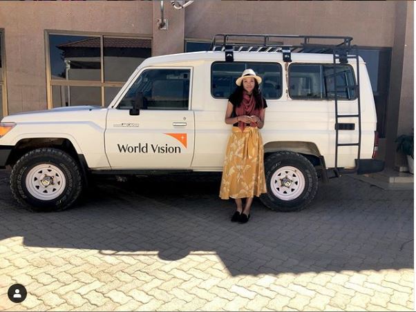 Салиша Стауэрс, амбассадор и волонтер World Vision, в Замбии. 