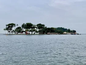 Kusu island