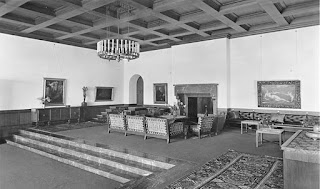 The hall at the Berghof