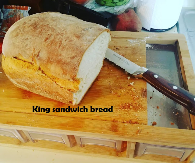 King sandwich bread