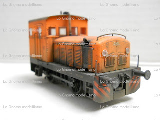 < src = "image_4.jpg" alt = " Invecchiamento di un set treno cantiere " / >