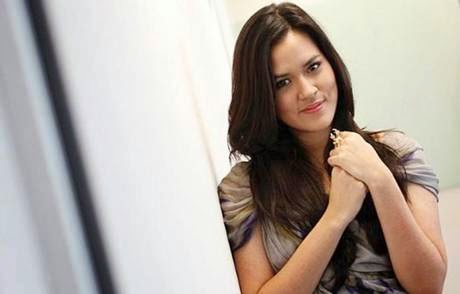 Lirik Lagu dan Chord Gitar Raisa - Mantan Terindah