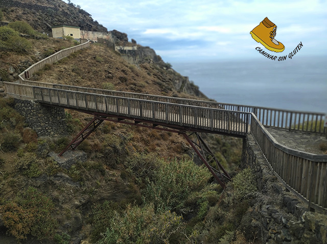 Puente de la Senda Rambla de Castro sobre el Barranco de Palo Blanco