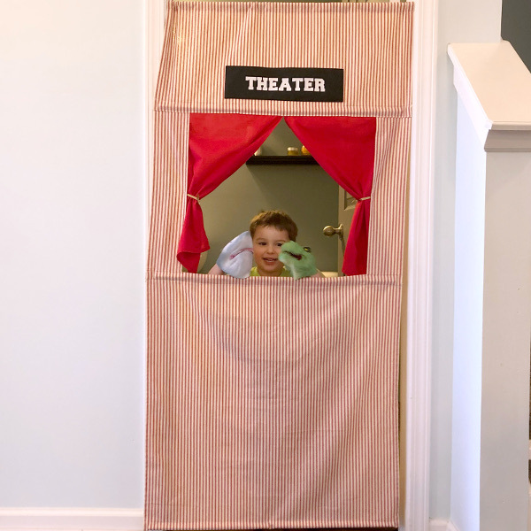 cozy birdhouse | doorway puppet theater