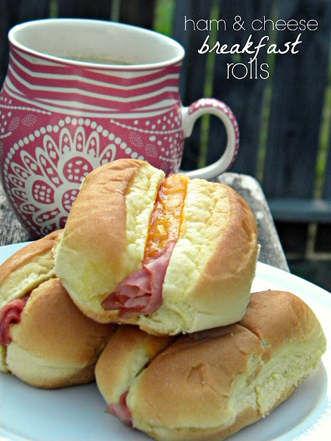 Ham & Cheese Breakfast Rolls via @labride