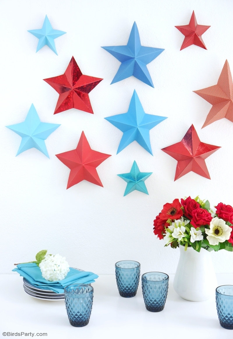 DIY Origami 3D Paper Stars - easy to make crafts for your 4th of July or any party! So easy to make to decorate your home, porch or backdrop!