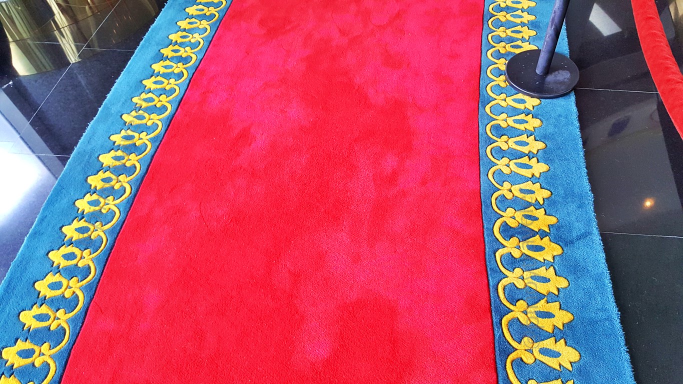 thick and expensive carpet at Brunei Royal Regalia Museum
