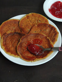 Eggless Rye flour Breakfast Pancakes