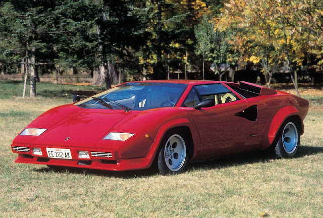 49 1993 Lamborghini Diablo As with the 2 Ferrari's the next 3 cars 