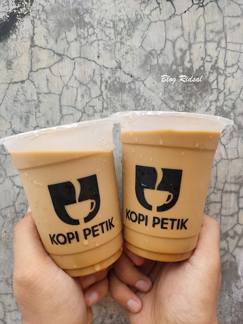 Edisi Memetik Rasa dari Kopi Petik - Minuman 02