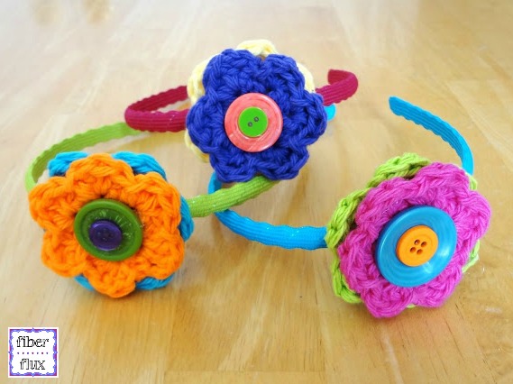 Fiber Flux: Free Crochet PatternButton Flowers