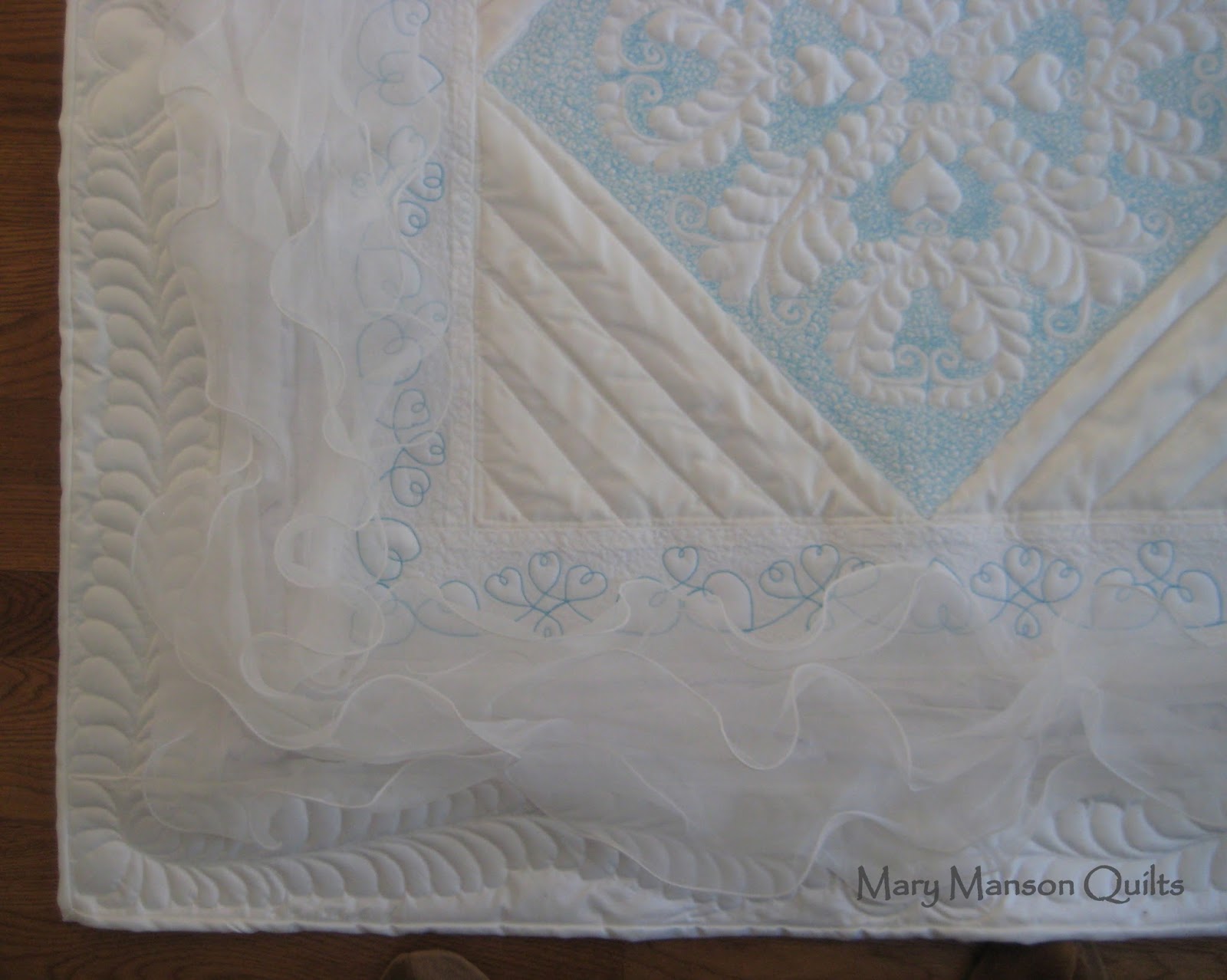 Mary Manson Quilts  Finished Jennifer s Wedding  Dress  Quilt 