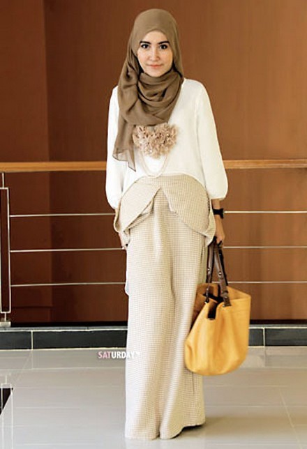 Model Dress Hijab Terbaru  Holidays OO