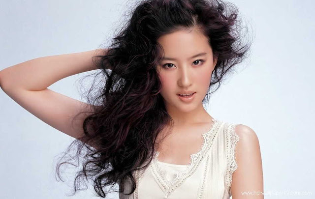 Beautiful Liu Yifei HD Wallpaper