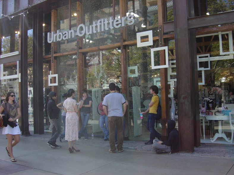 Urban Outfitters Store Project