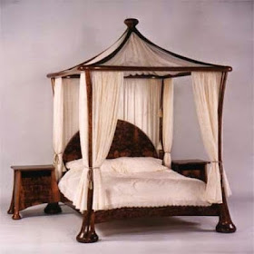 Stephen Owen Canopy Bed 