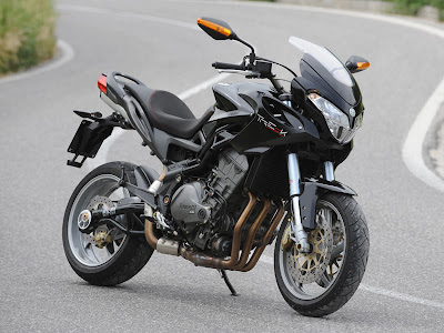 2009 Benelli Tre-K 899 on Road