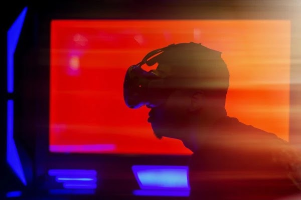 What is a virtual world? Definition and classification