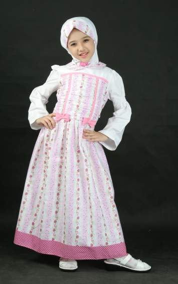 Fashion model baju  muslim anak  terbaru 