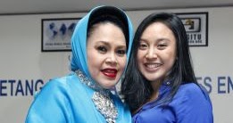 Biografi Profil Biodata Afifah Qomariah Putri Hetty Koes Endang