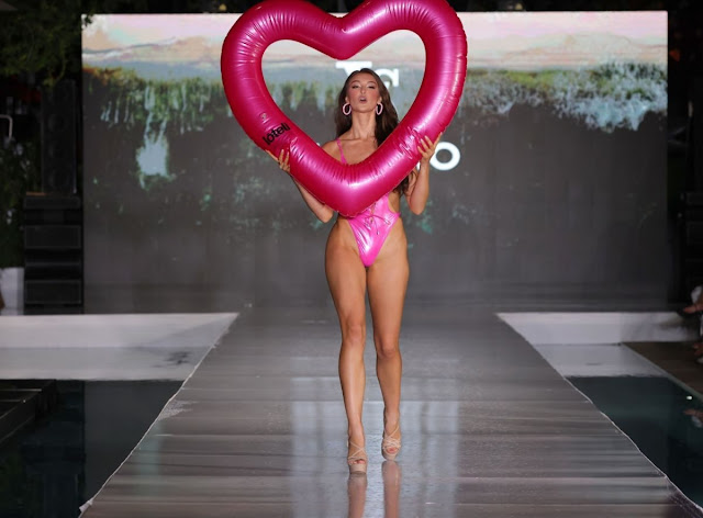 Rachel Pizzolato sexy ass and big breasts in tiny bikinis Runway Show