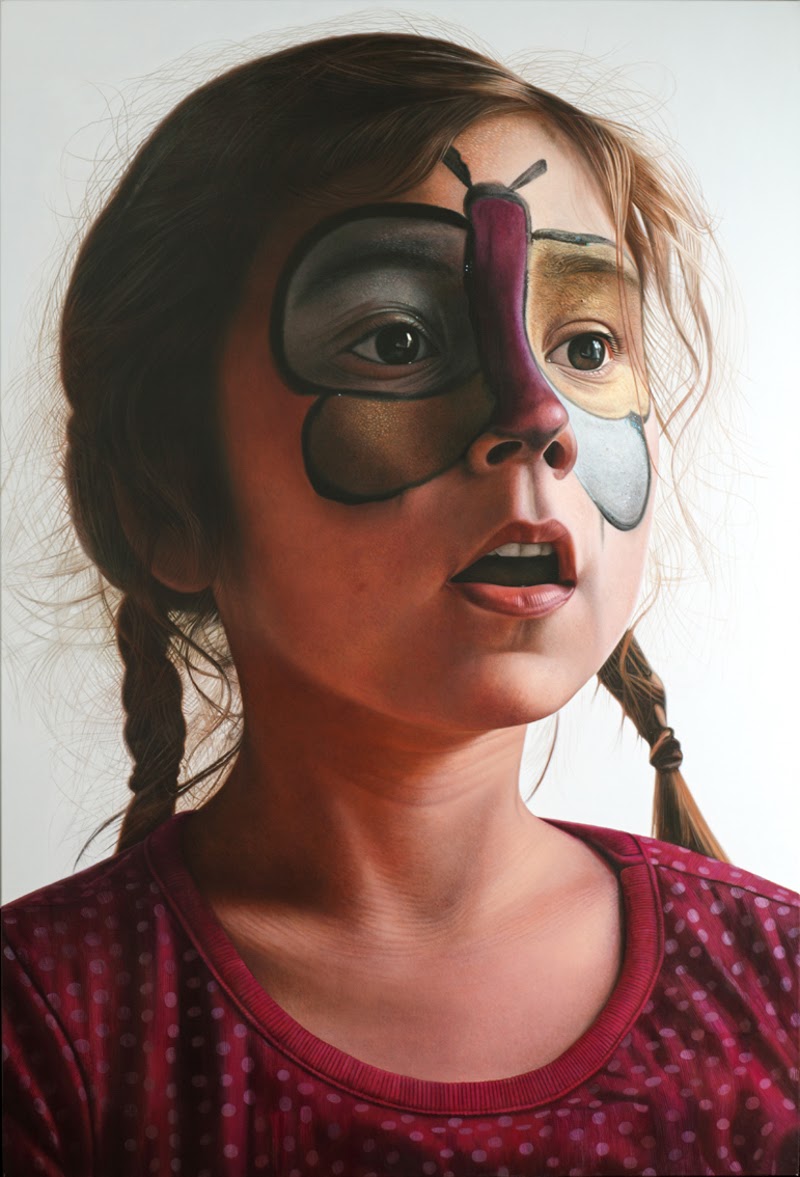 Realistic Figurative Paintings by Enrique Collar.