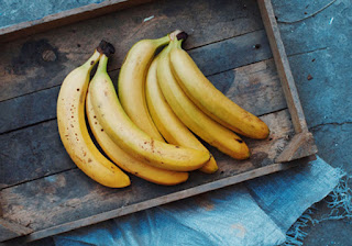 Note: Bananas also come in bunches.