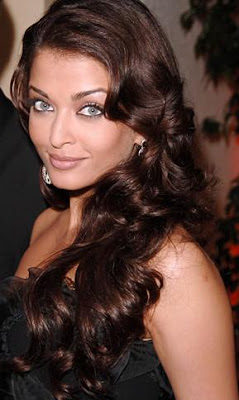 Aishwarya Rai Latest Hairstyles, Long Hairstyle 2011, Hairstyle 2011, New Long Hairstyle 2011, Celebrity Long Hairstyles 2384