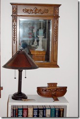 mirrorandbookshelf