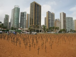 No Aterro da Praia de Iracema: Policiais civis e federais realizam ato público e organizam paralisações