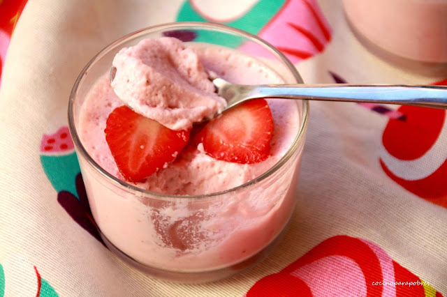 Mousse de  fresas sin azúcar 