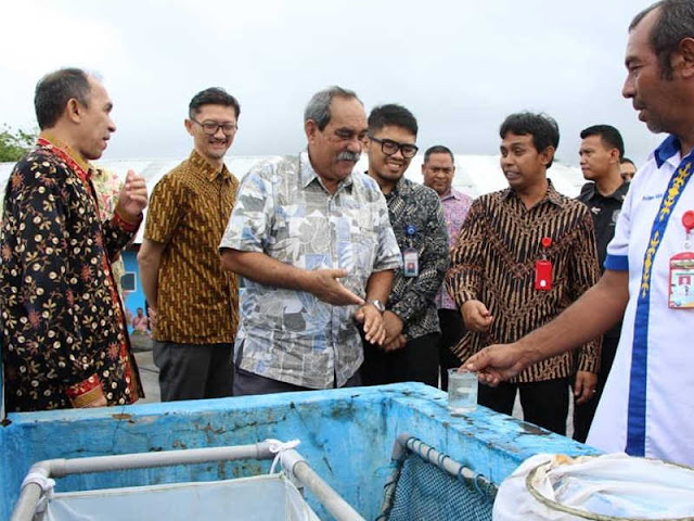 Peter Martin Christian Kunjungi Balai Perikanan Budidaya Laut (BPBL) Ambon