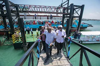 President Kenyatta and DP William Ruto launching Mtongwe channel. 13/03/2017. PHOTO | Courtesy PSCU