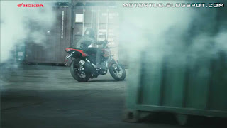 Teaser All New Honda CB150R