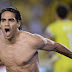 United Siap Ganggu Chelsea Kejar Falcao