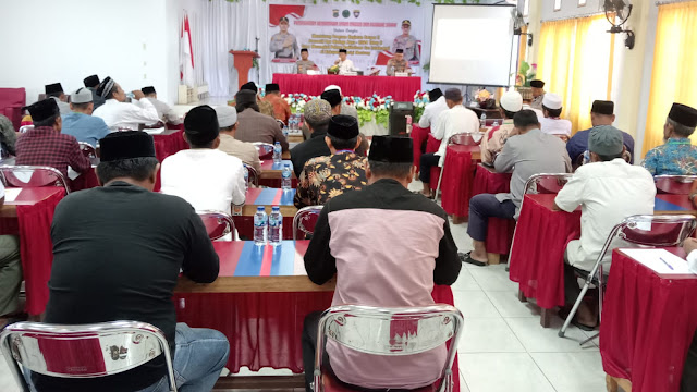 Tingkatkan Kemampuan, Polri Gandeng Imam Masjid dan Pegawai Syara' Cegah Radikalisme di Parimo