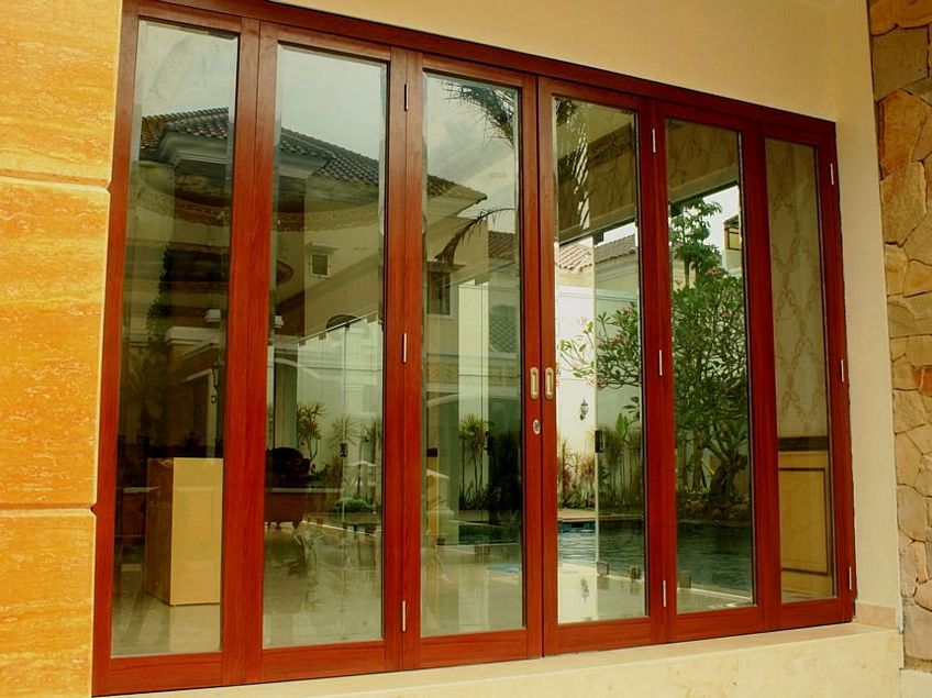 pintu aluminium urat kayu 4