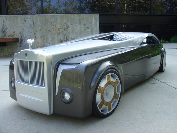  the RollsRoyce Apparition is a rolling trompel' il that at once both 