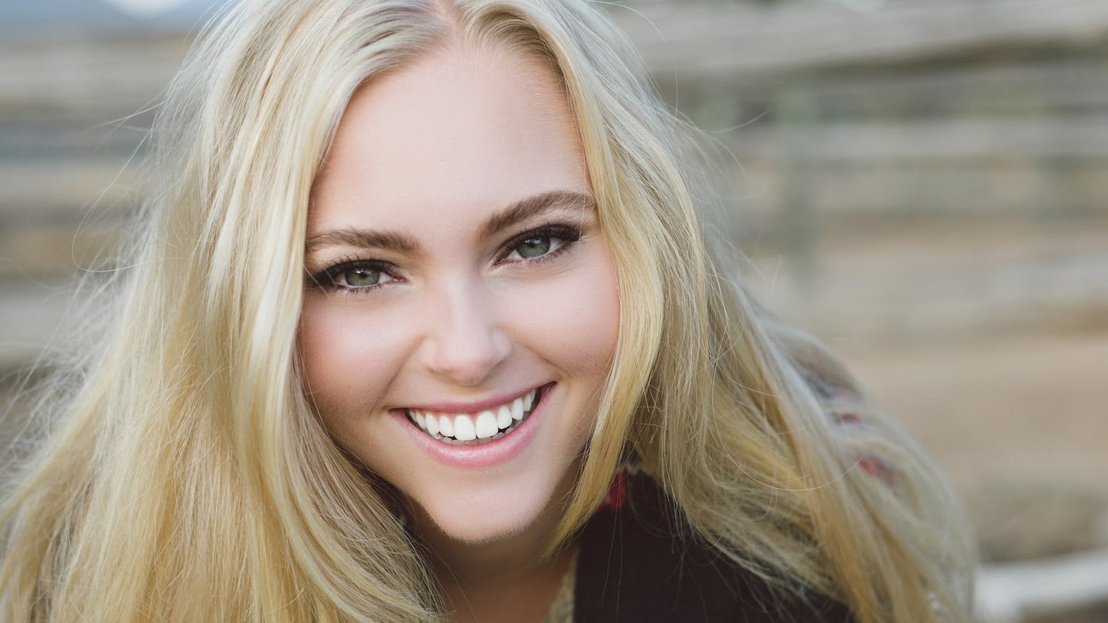 AnnaSophia Robb HD Images and Wallpapers - Hollywood Actress