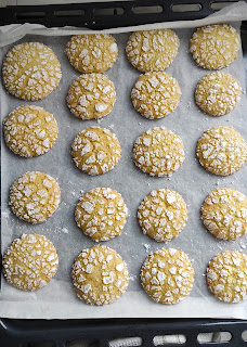 biscotti al limone, crinckle cookies