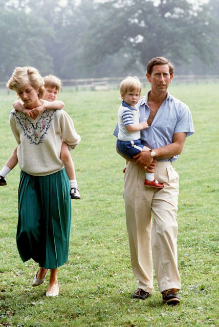 Prince Charles apparently wept pre-marrying Diana