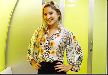 Claudia Leitte comenta sobre suposta gravidez